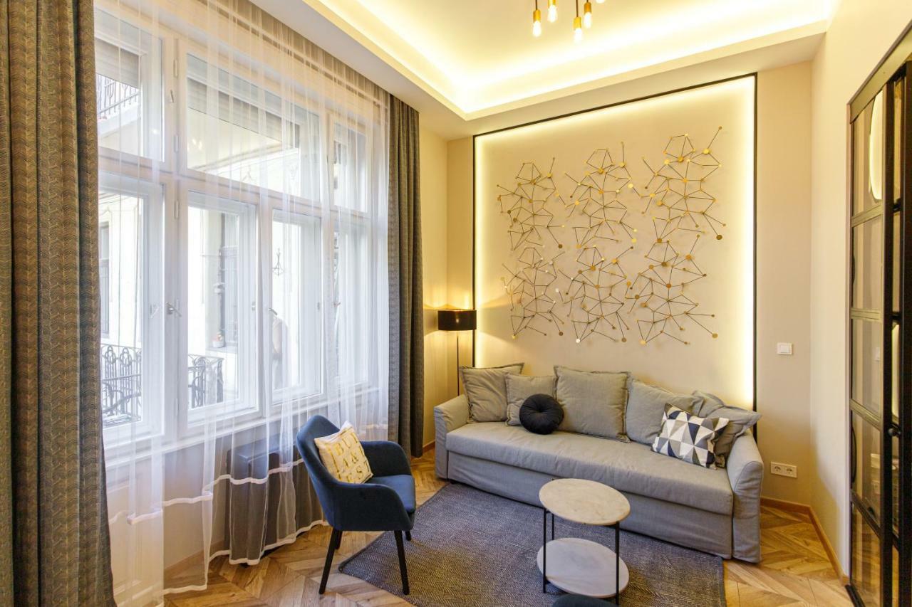 E13 - Elegant Apartment Budapeszt Zewnętrze zdjęcie